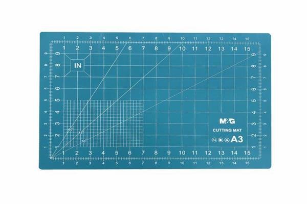 M&G Cutting Mat – Durable Self-Healing Craft & Art Cutting Board