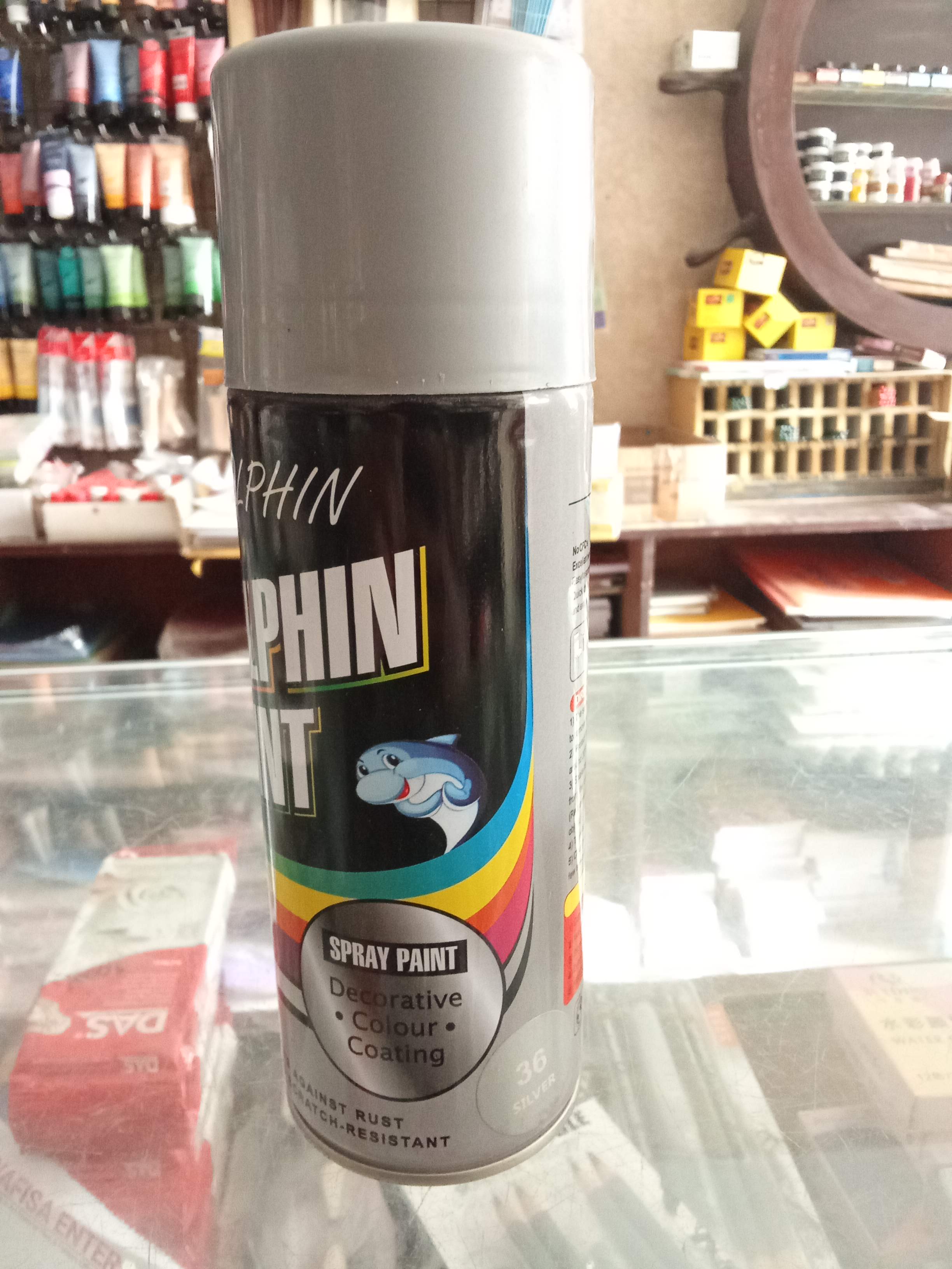 Dolphin Spray Paint