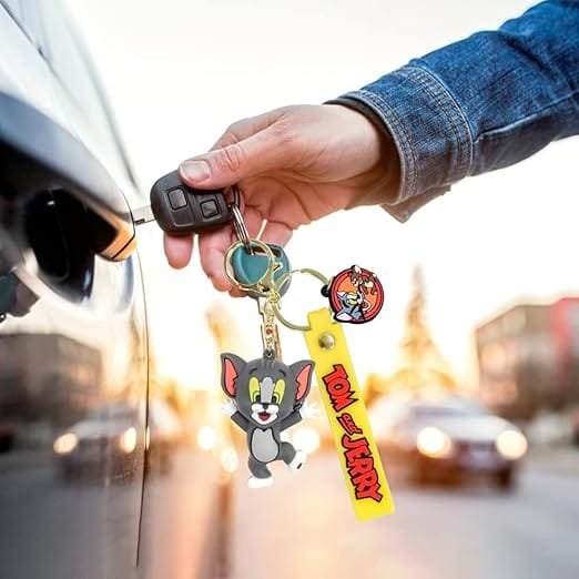 Tom & Jerry keychain for kids. Perfect for school bags, car keys & birthday gifts.