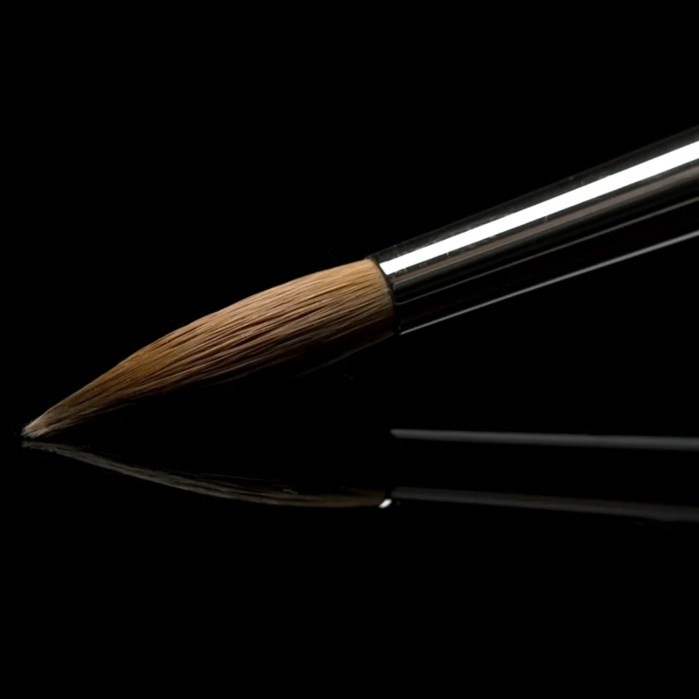 series 72 Winsor & Newton Series 7 Kolinsky Sable Round Brush - Image 2
